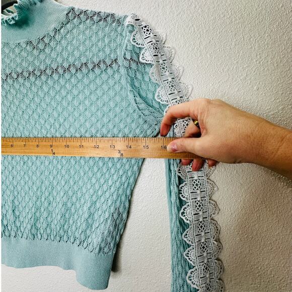 ZARA Aqua Crochet Knit White Lace Stripe Ruffle Neck Crop Sweater S - Picture 15 of 16